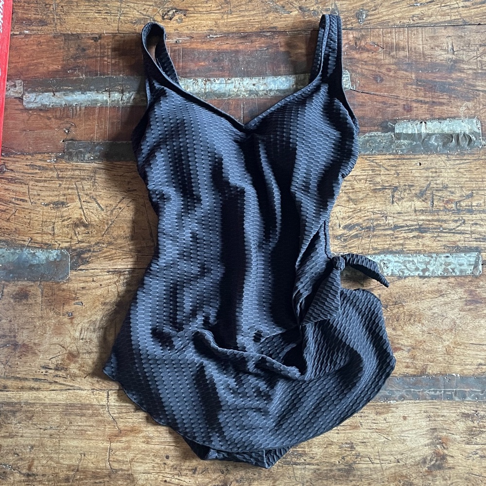 Vintage Maxine of Hollywood One Piece Skirted Front Bathing Suit